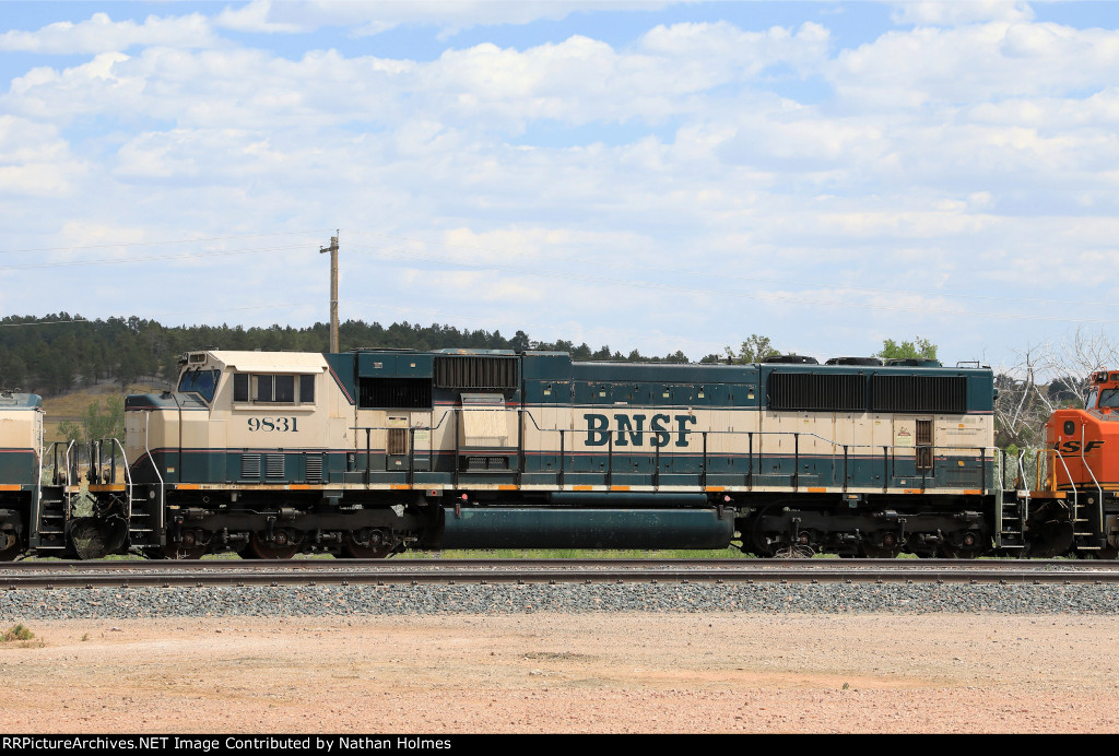 BNSF 9831